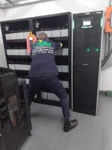 Warning Signs Your UPS Batteries Are About to Fail