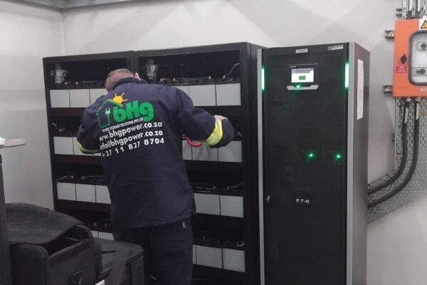 How to Extend the Life of Your UPS Batteries